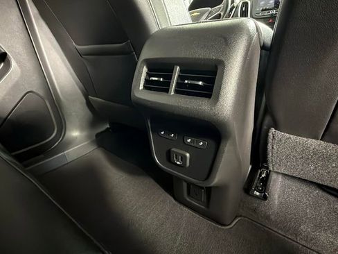 Used 2020 Chevrolet Equinox Premier AWD/4WD image 28