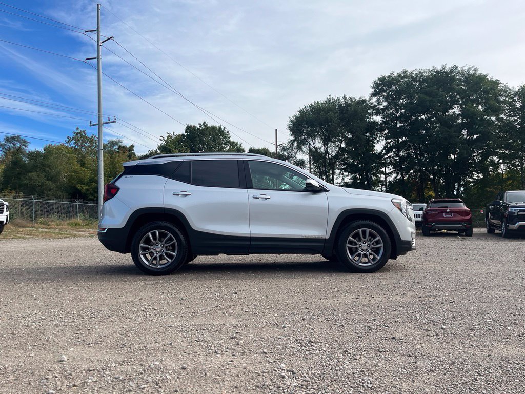 Used 2022 GMC Terrain SLT AWD/4WD image 6