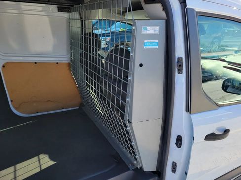 Used 2017 Ford Transit Connect XLT image 16