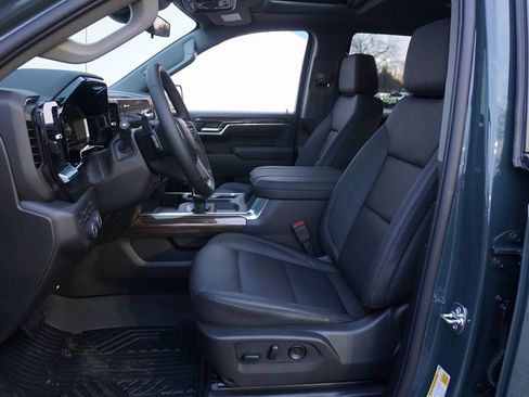 New 2026 Chevrolet Silverado 1500 LT Trail Boss w/ Convenience Package II image 10