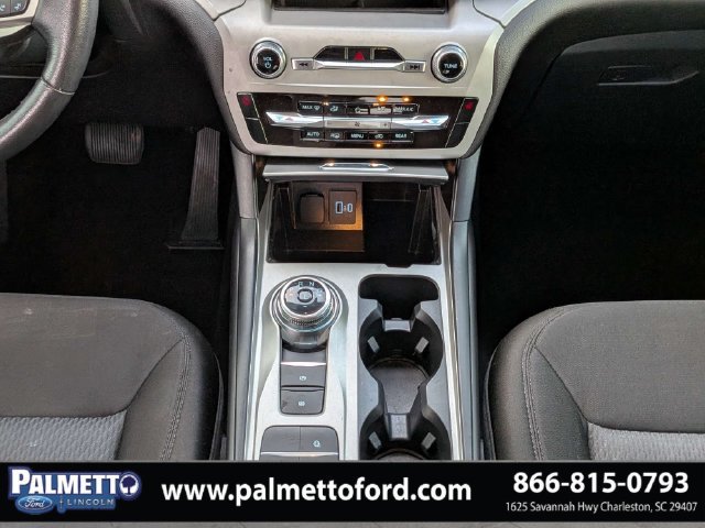 Used 2023 Ford Explorer XLT RWD image 19