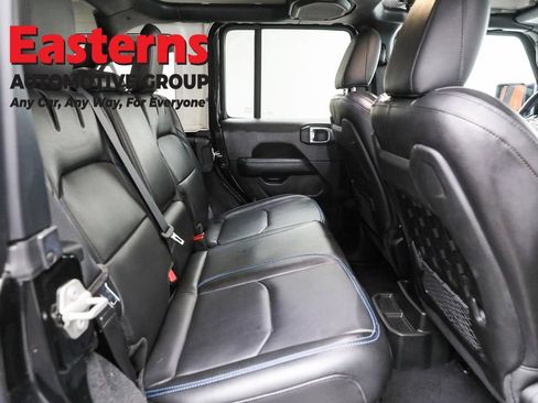 Used 2023 Jeep Wrangler Unlimited Rubicon 4xe image 24