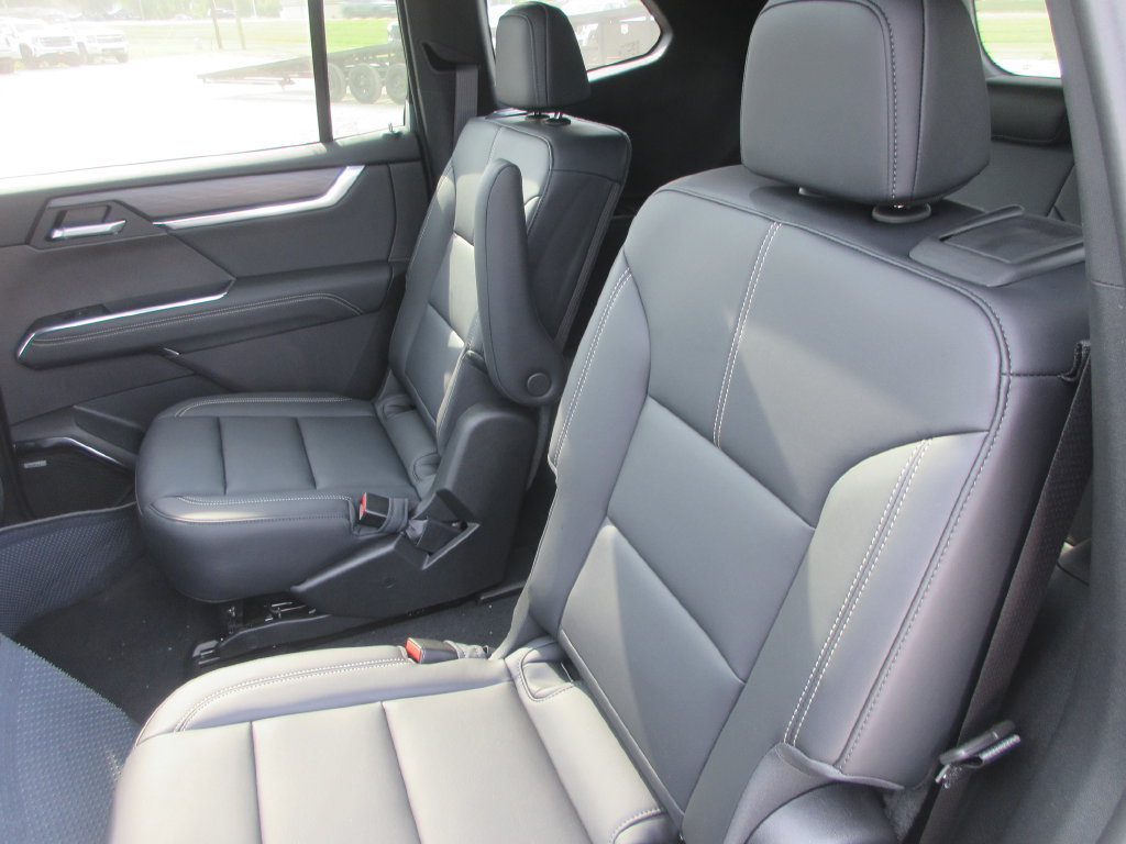 New 2027 GMC Acadia Elevation w/ Elevation Premium Package FWD image 12