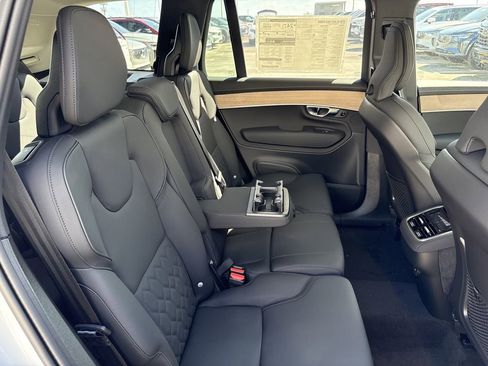 New 2026 Volvo XC90 B5 Plus image 15