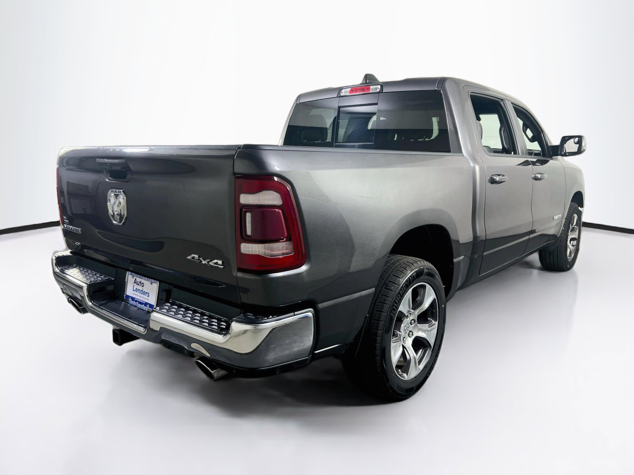 Used 2023 RAM 1500 Laramie AWD/4WD image 5