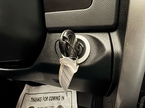 Used 2018 RAM 1500 Outdoorsman AWD/4WD image 42