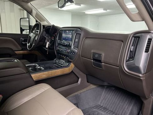Certified 2015 Chevrolet Silverado 2500 LTZ w/ Duramax Plus Package image 29