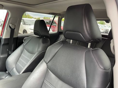 Used 2021 Toyota RAV4 Limited w/ Limited Grade Weather Package AWD/4WD image 24