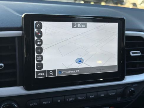 Certified 2024 Hyundai Venue Limited image 15