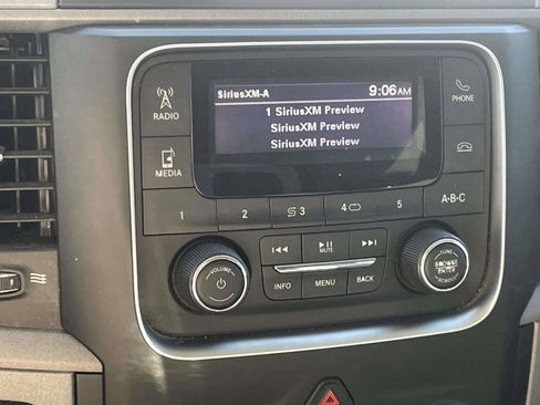 Used 2018 RAM 2500 Tradesman w/ Chrome Appearance Group image 8