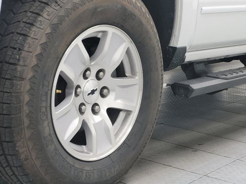 Used 2019 Chevrolet Silverado 1500 LT RWD image 31