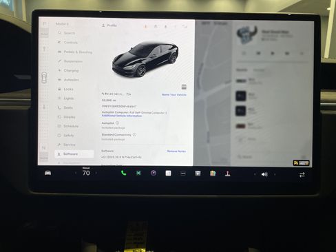 Used 2022 Tesla Model S image 23