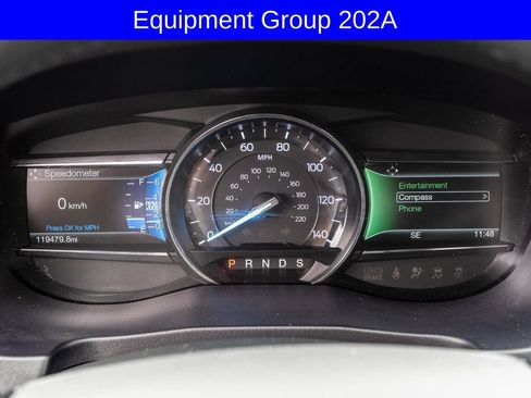 Used 2017 Ford Explorer XLT w/ Equipment Group 202A AWD/4WD image 4