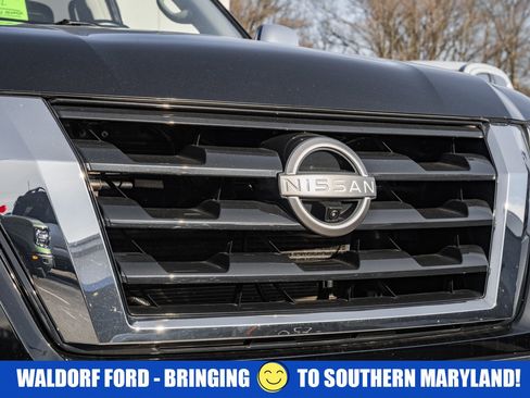 Used 2021 Nissan Armada Platinum w/ Captain's Chairs Package image 12