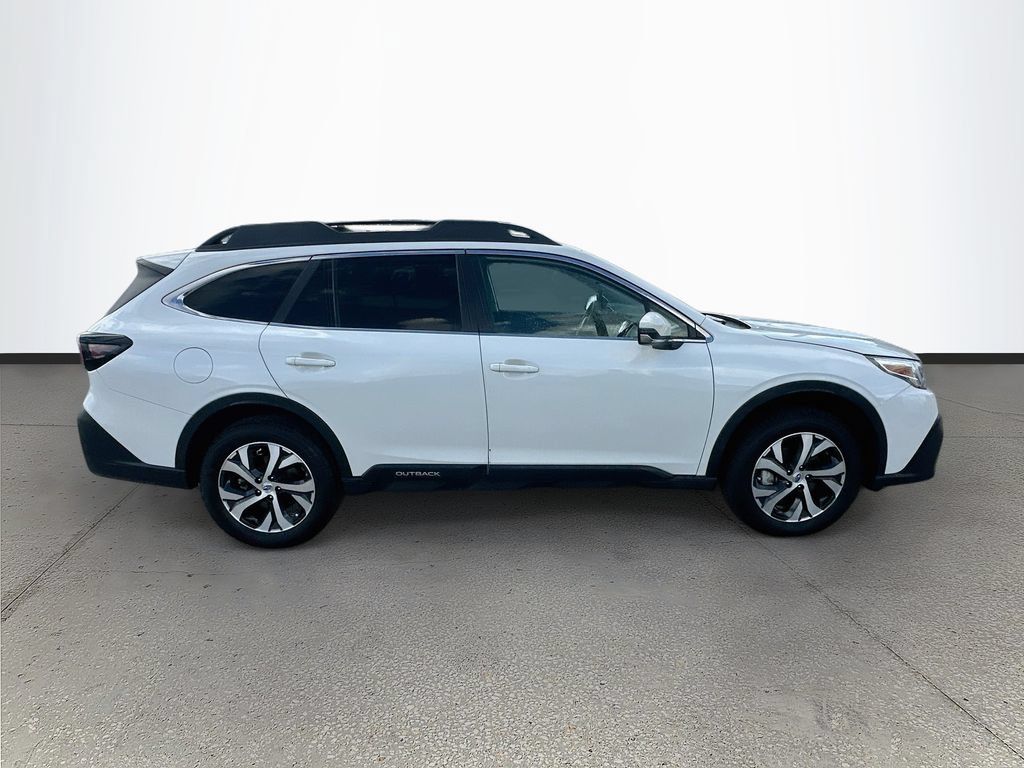 Used 2022 Subaru Outback Limited AWD/4WD image 8