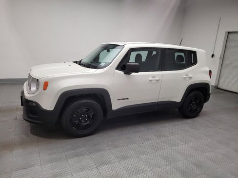 Used 2016 Jeep Renegade Sport w/ Power & Air Group FWD image 2