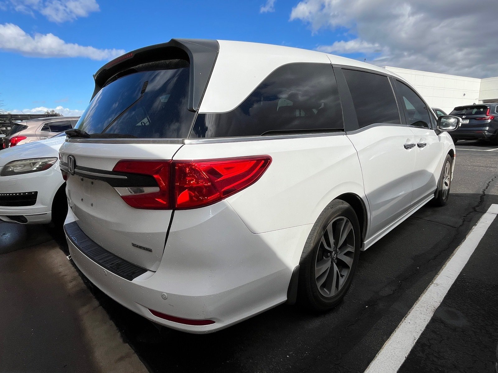 Used 2024 Honda Odyssey Touring image 4