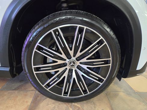 Used 2023 Mercedes-Benz EQE 500 4MATIC SUV image 33