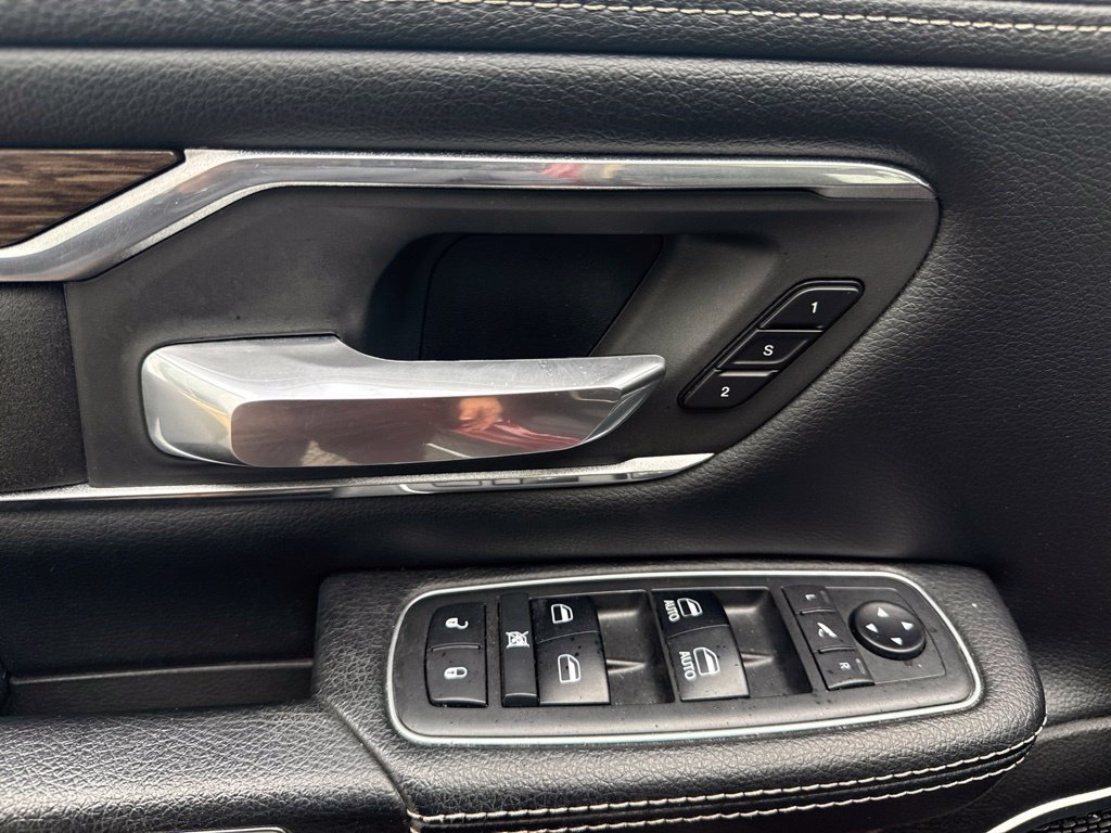 Used 2019 RAM 1500 Laramie AWD/4WD image 20