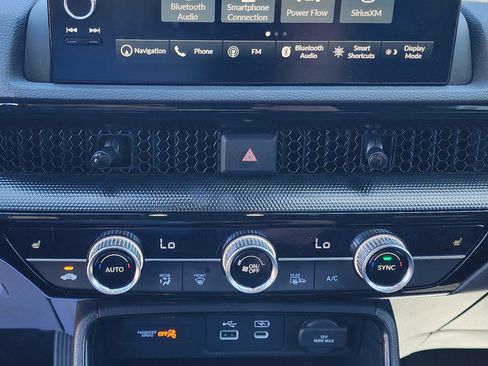 Used 2025 Honda CR-V Sport Touring image 9