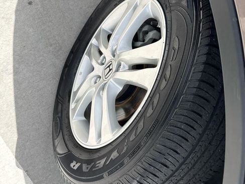 Used 2011 Honda CR-V EX-L image 2