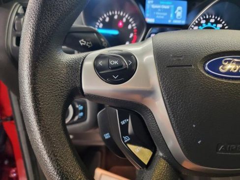 Used 2015 Ford Escape SE FWD image 19