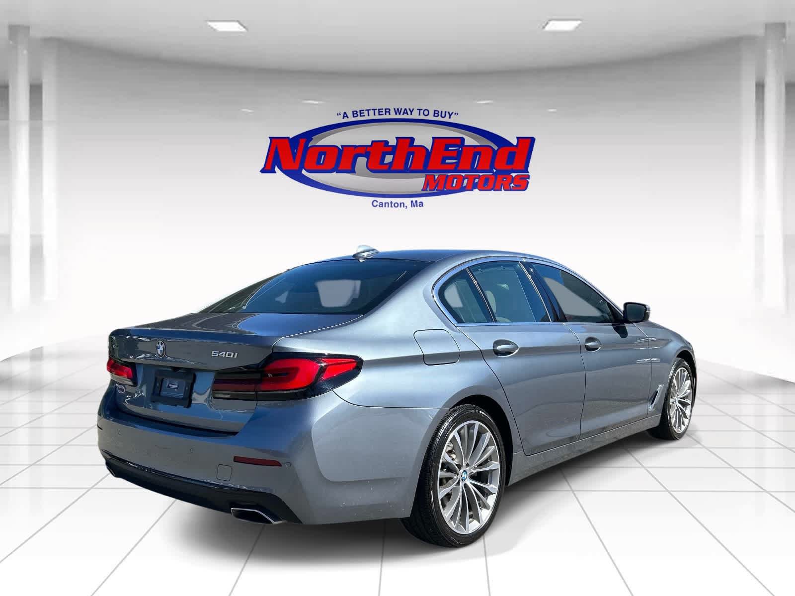 Used 2022 BMW 540i xDrive w/ Premium Package AWD/4WD image 3
