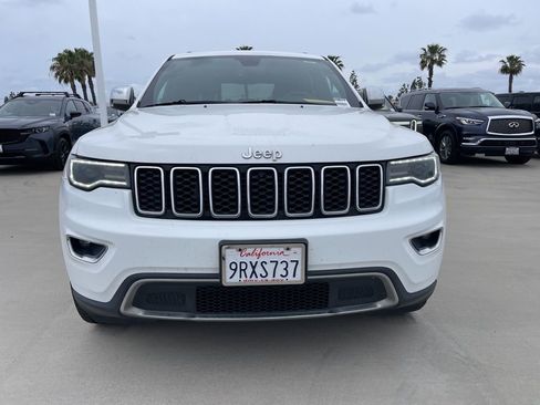 Used 2019 Jeep Grand Cherokee Limited w/ Luxury Group II image 2