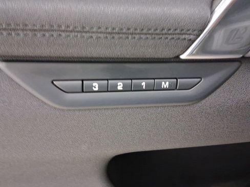 New 2025 Land Rover Discovery Sport S image 14