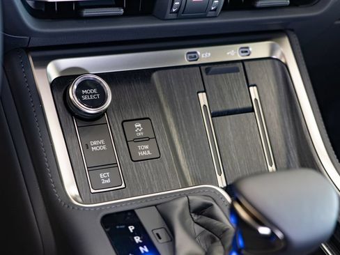 New 2026 Lexus GX 550 AWD/4WD image 22