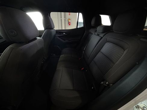 Used 2025 Chevrolet Equinox LT image 25