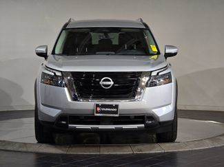 Used 2025 Nissan Pathfinder SL video 3