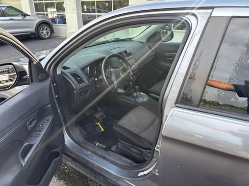 Used 2017 Mitsubishi Outlander Sport AWD image 8
