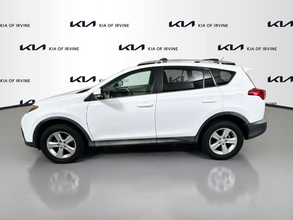 Used 2013 Toyota RAV4 XLE AWD/4WD image 3
