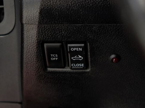 Used 2006 Nissan 350Z Enthusiast image 23