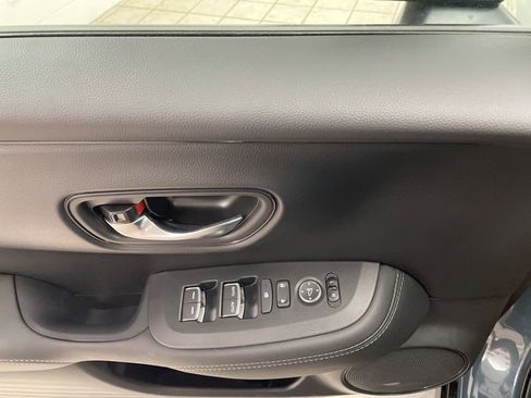 New 2026 Honda HR-V EX-L image 21