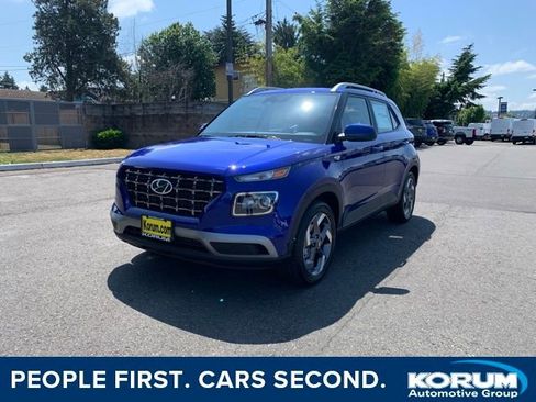 New 2025 Hyundai Venue SEL image 1