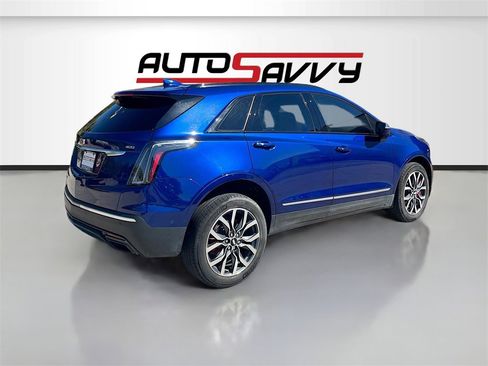 Used 2023 Cadillac XT5 Sportv w/ Technology Package image 7
