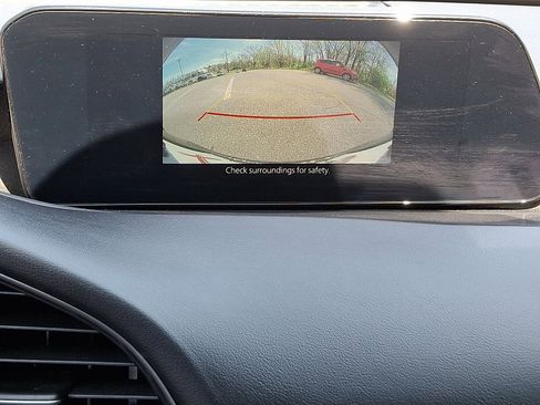 Used 2024 MAZDA MAZDA3 s FWD image 18