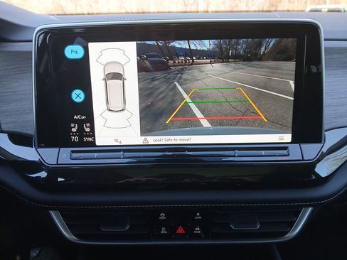 New 2026 Volkswagen Atlas SEL image 20