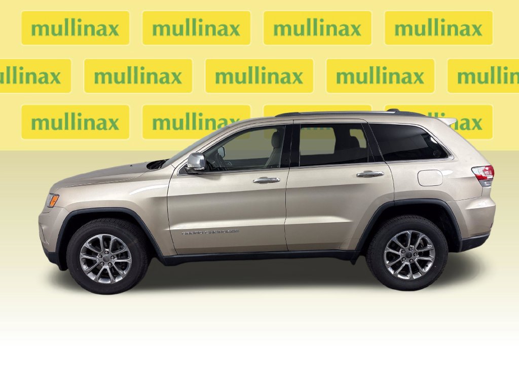 Used 2015 Jeep Grand Cherokee Limited w/ Trailer Tow Group IV RWD image 12