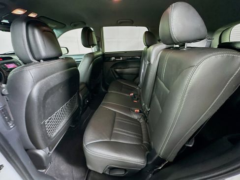 Used 2015 Kia Sorento EX AWD/4WD image 25