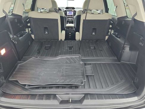 Used 2019 Subaru Ascent Premium w/ Popular Package #2A AWD/4WD image 26