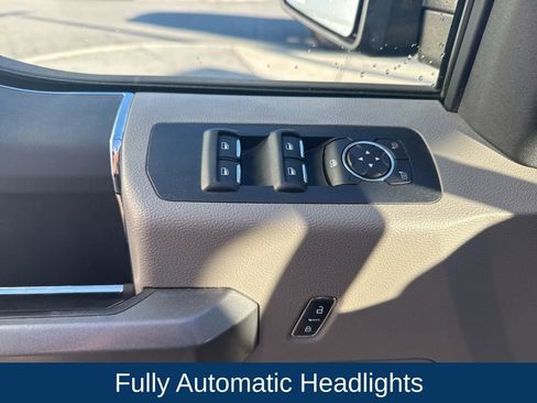 Certified 2018 Ford F150 XLT image 13