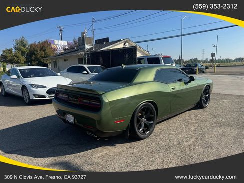 Used 2018 Dodge Challenger SXT Plus image 5