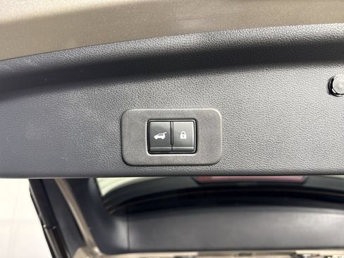 Certified 2025 Nissan Murano SL w/ Cargo Package AWD/4WD image 37