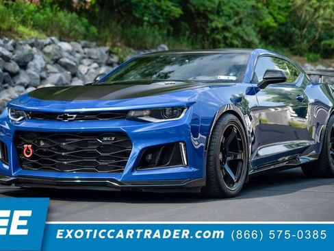 Used 2021 Chevrolet Camaro ZL1 RWD image 1