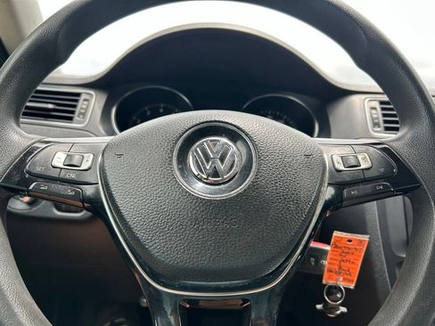 Used 2017 Volkswagen Jetta S FWD image 21