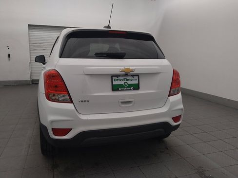 Used 2019 Chevrolet Trax LS w/ Tint and Cruise Package FWD image 6