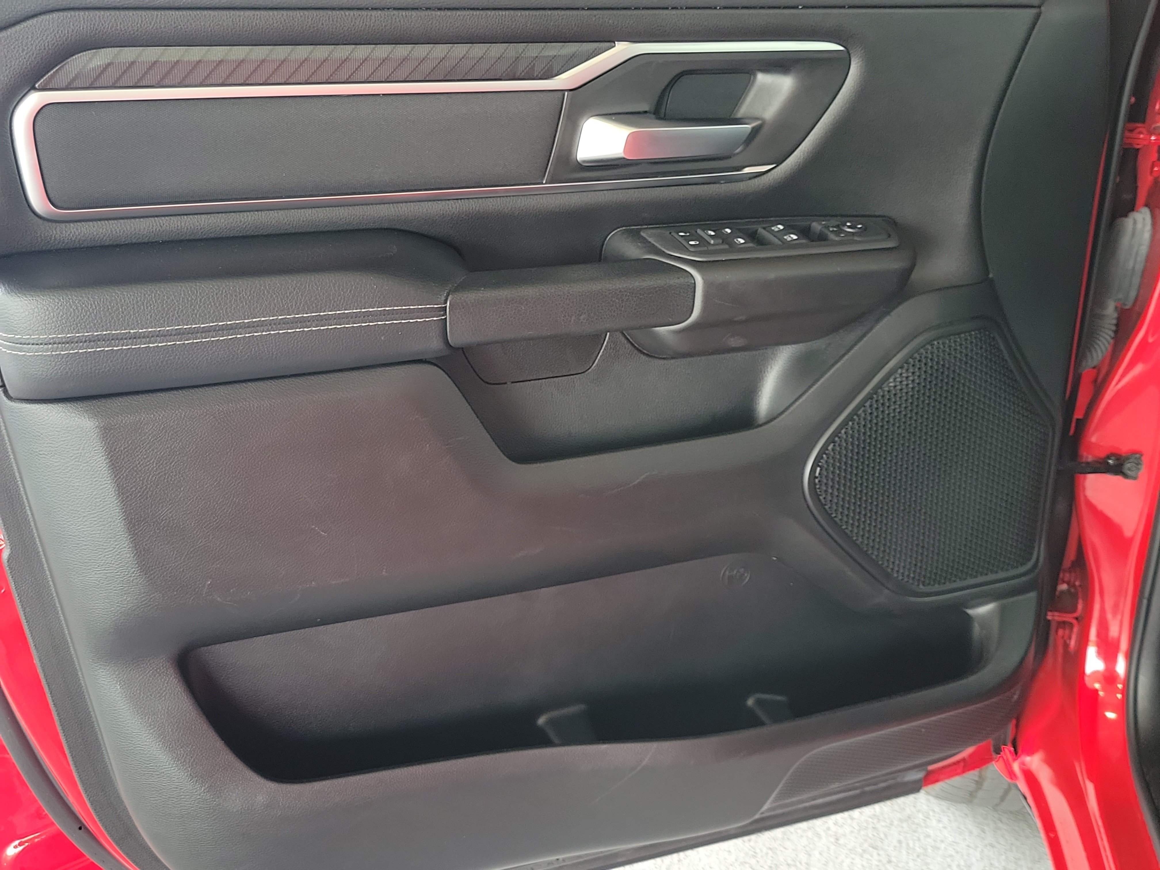 Used 2025 RAM 1500 Big Horn AWD/4WD image 15